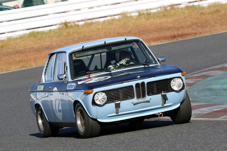 3位となった1970年「BMW 2002」。ドイツ車はこれと先述した「ポルシェ911」の2台のみだった。