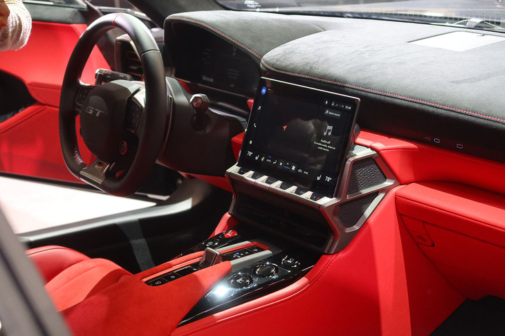 トヨタGR GT（インテリア）