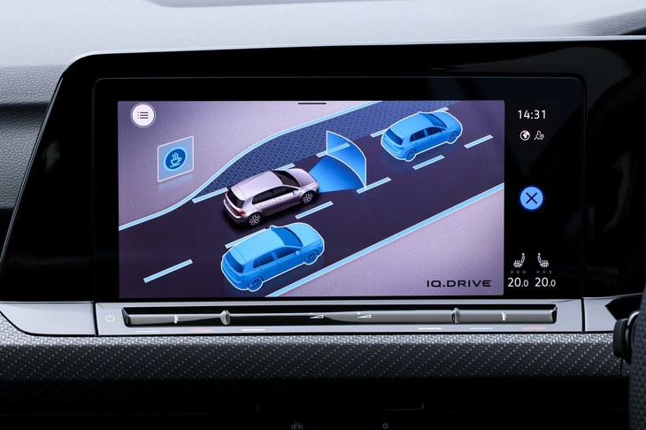 フォルクスワーゲン・ゴルフ（インフォテインメントシステム「ディスカバープロ」）