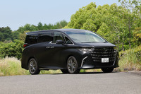 トヨタ・アルファード スペーシャスラウンジ プラグインハイブリッド