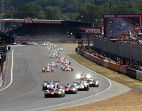 現地時間の6月17日15時、トヨタの2台を先頭に長い戦いの火ぶたが切られた。