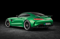メルセデスAMG GTに高性能モデルの「GT R」登場の画像