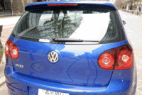 写真をクリックするとシートが倒れるさまが見られます。