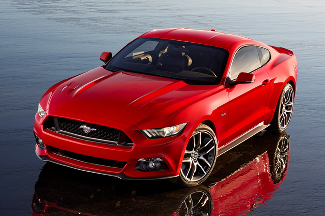新型「フォード・マスタング」