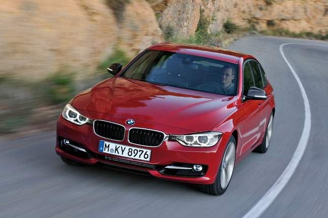 「BMW 3シリーズセダン」