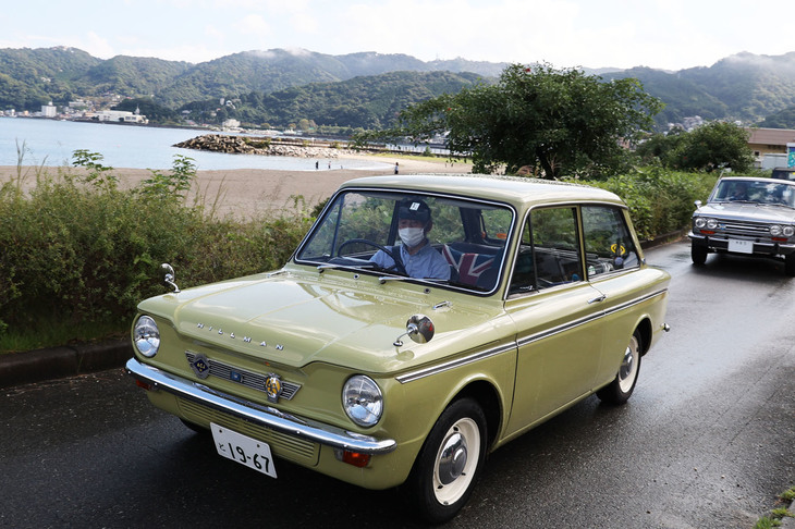 1967年「ヒルマン・インプ」。オリジナルMiniに対抗して1963年に登場した小型車。Miniとは対照的に、1950～1960年代にF1エンジンもつくっていたコベントリー・クライマックス設計の総アルミ製の875cc直4 SOHCエンジンを車体後端に積む。