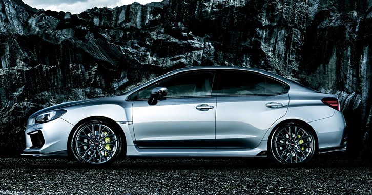 ダークガンメタリック塗装を施した19インチアルミホイールは、グレードにより、標準装備またはオプションとして用意される。