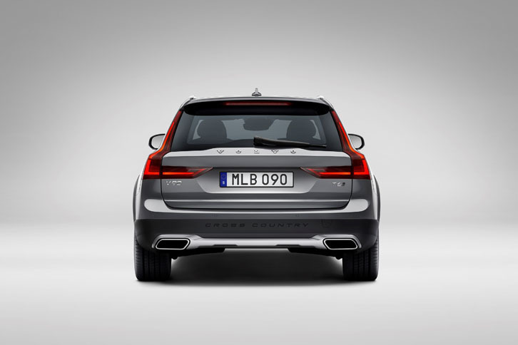 ボルボV90クロスカントリー