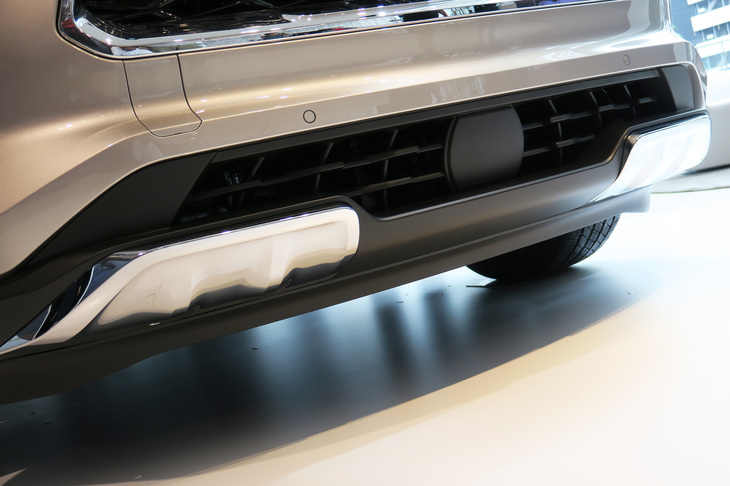 インフィニティQX60（フロントバンパー）