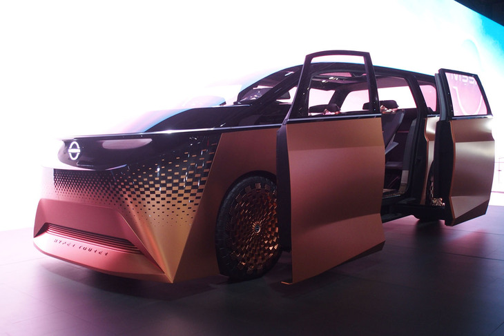 日産ハイパーツアラー