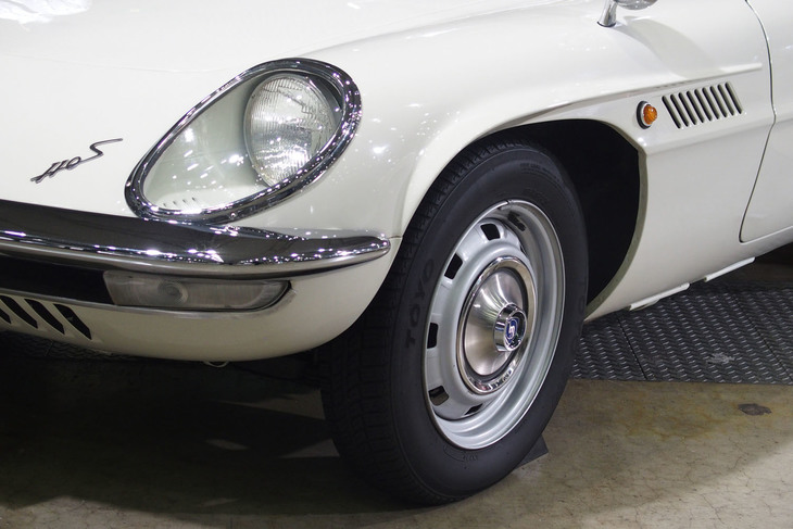 マツダ・コスモスポーツ（1967年、輸出仕様）