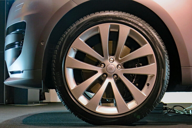 ランドローバー・レンジローバー スポーツ（タイヤ＆ホイール）