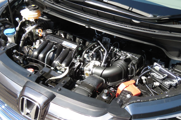 ホンダ・フリードハイブリッドEX（パワーユニット）