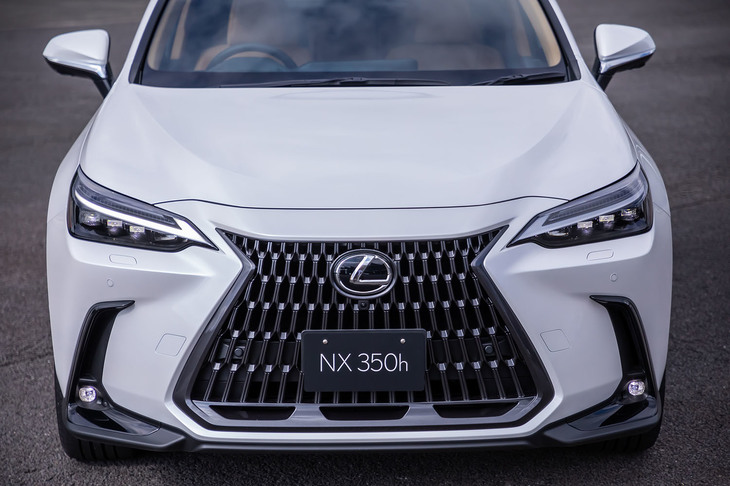 NX350h“バージョンL”（フロントマスク）