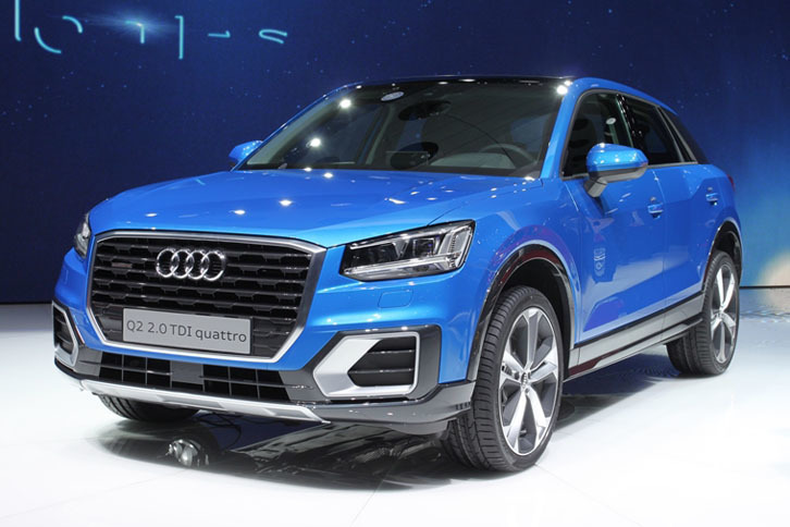 日本導入が間近と噂される、コンパクトSUVの「アウディQ2」。1リッター3気筒ターボエンジンモデルがラインナップされるとか。