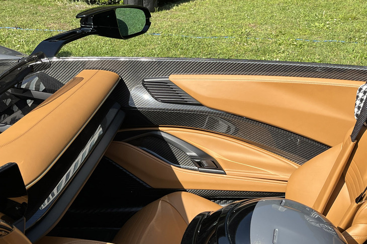 ピニンファリーナB95（ドアインナーパネル）