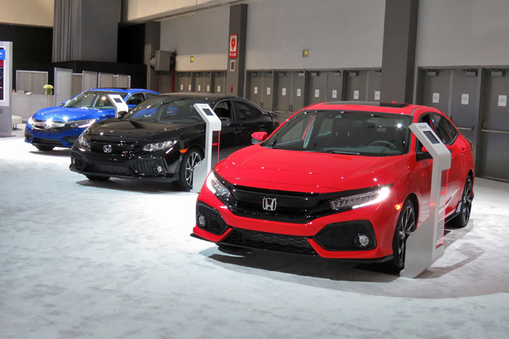 「ホンダ・シビック」シリーズの展示コーナー。