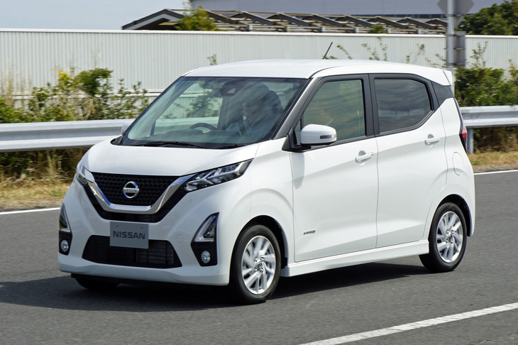 日産にとっては初めて自社開発した軽自動車となった「デイズ ハイウェイスター」。