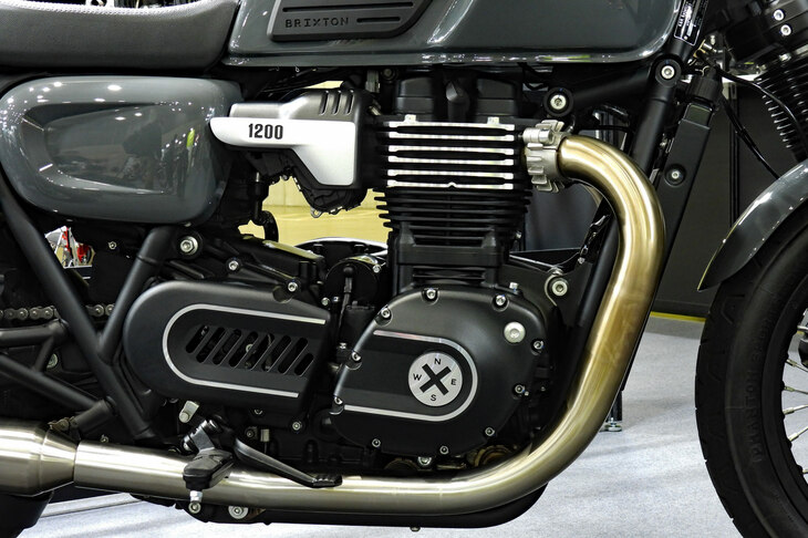 ブリクストン・クロムウェル1200