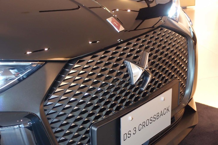 DS 3クロスバック（フロントグリル）
