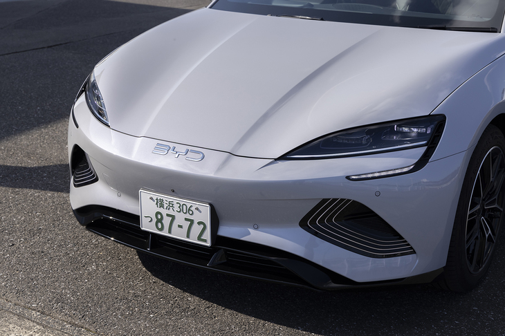 BYDの海洋シリーズに共通の「オーシャンX」と呼ばれるフロントデザインを採用している。