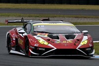 GT300クラスでは、予選2位からスタートしたNo.88 JLOC ランボルギーニ GT3（小暮卓史／元嶋佑弥）がレースを制した。