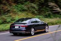 「S8」の燃費値はWLTCモードで7.8km/リッター。今回の試乗では271.9km走行し、満タン法で6.7km/リッターを記録した。