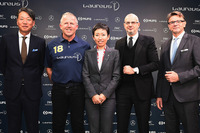 発表会には、ローレウス協賛企業の代表者も参列。左からメルセデス・ベンツ日本の代表取締役兼CEOの上野金太郎氏、ローレウスのチェアマンであるショーン・フィッツパトリック氏、三菱UFJフィナンシャル・グループの南里彩子氏、IWCブランドディレクターのマニュエル・ブランデラ氏、フィリップ・トルシエ氏。