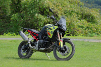 BMW F900GS