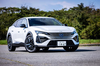 プジョー408 GTハイブリッド