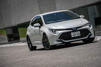 セダンやステーションワゴンに先駆け、12代目「カローラ」の嚆矢（こうし）としてデビューした「カローラ スポーツ」。同時に発売された「クラウン」と同様、ユーザー層の若返りが大きなテーマだ。