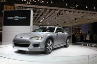 「クロス スポーツ デザイン コンセプト」