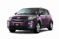 「トヨタ・イスト」燃費向上でお求めやすくの画像