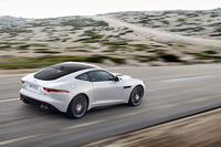 「ジャガーFタイプ クーペ」の予約受注始まるの画像