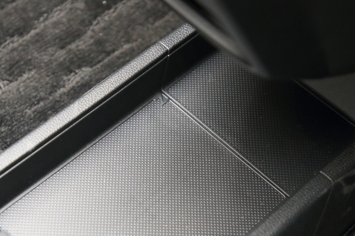 ホンダN-ONEオリジナル（隠れNマーク）