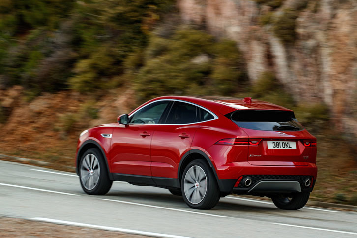 日本市場での車両価格は451万円から。「D180」「P250」「P300」の3機種が導入される予定だ。