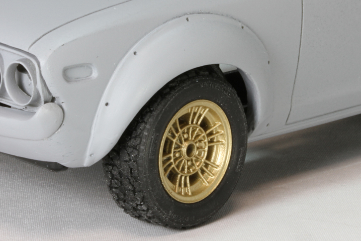 3Dプリンターで作られたホイール「エンケイ・マグレーシング」。「バイオレット」や「シルビア」など日産ワークスのラリーカーが履いていたホイールである。あるモデラー氏は、「このホイールがないためにあきらめていたモデルも、これでようやく作ることができる！」と喜んでいた。