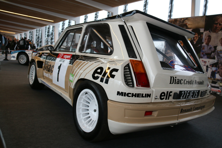「ルノー5 マキシ ターボ」。1985年ツール・ド・コルスで、ジャン・ラニョッティ／ピエール・ティモニエ組のドライブでデビューを果たした。1986年の同ラリーでは2位に入賞した。