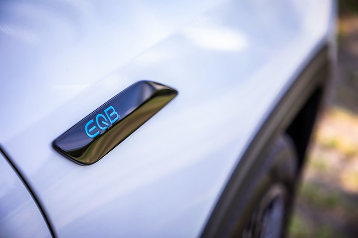 電動モデルを専門にラインナップするメルセデスのサブブランドがメルセデスEQ。今回試乗した「EQB」は、Dセグメントの「EQC」、Cセグメントの「EQA」に続くメルセデスEQの第3弾モデルとして導入された。