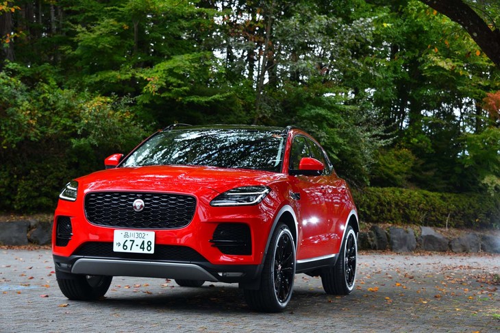 ボディーカラーは3種類の新色を含む全11種類と豊富。写真の色は「カルデラレッド」で4万5000円のオプション。