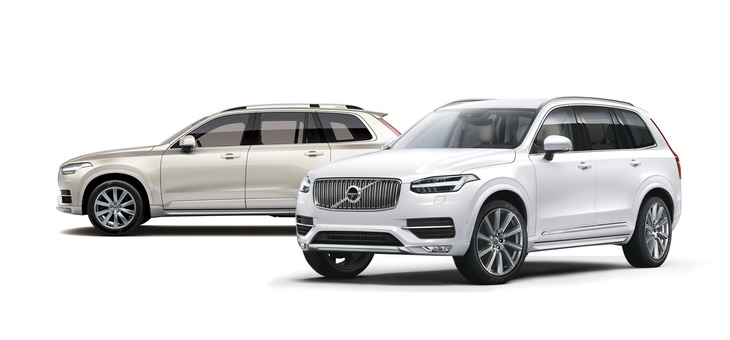 「ボルボXC90 D5 AWDモメンタム」（写真左）と「XC90 D5 AWDインスクリプション」（同右）。