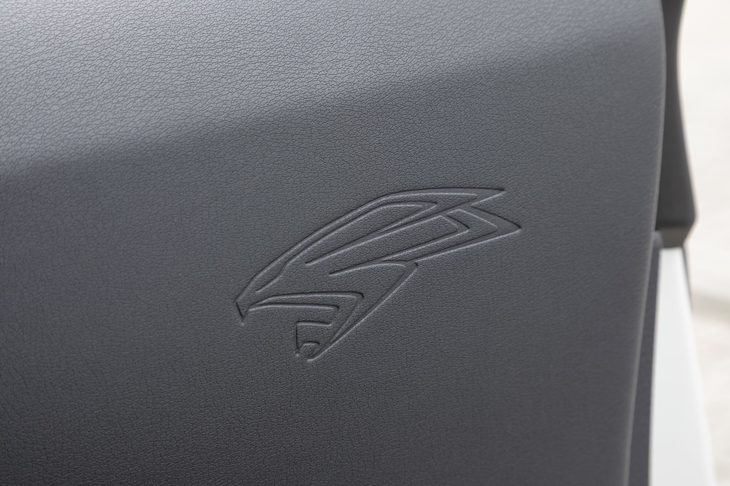 トヨタ・ハリアーG