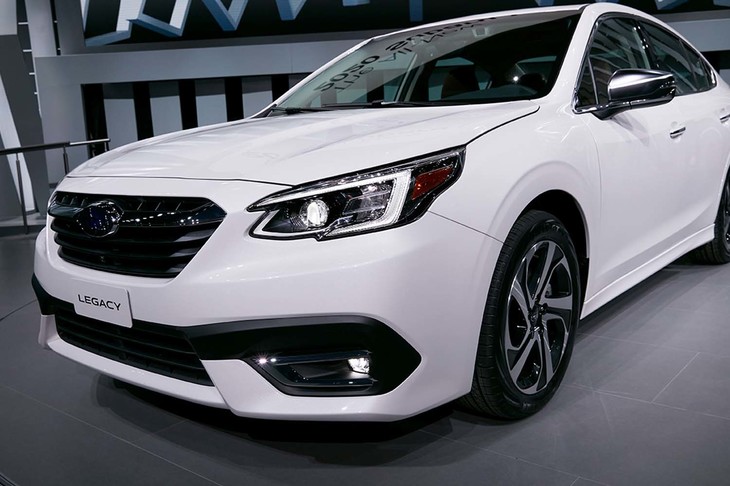 スバル・レガシィ（フロントまわり）