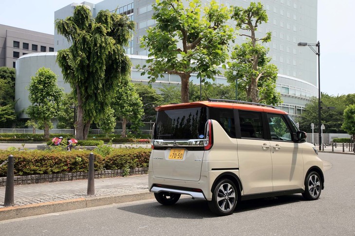 三菱eKクロス スペースT