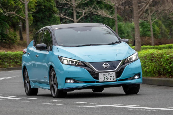 サスペンションの仕様変更や車体の剛性アップを行うことで、走行安定性の向上にもつながっている。