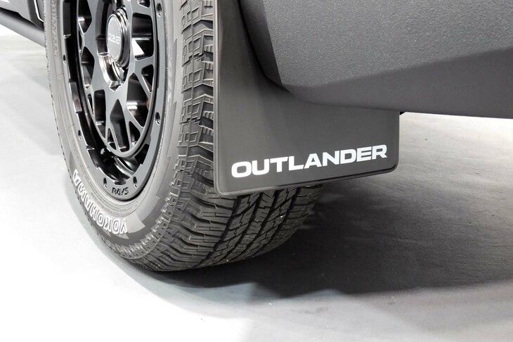 三菱アウトランダーPHEV ACTIVE FIELD（マッドフラップ）