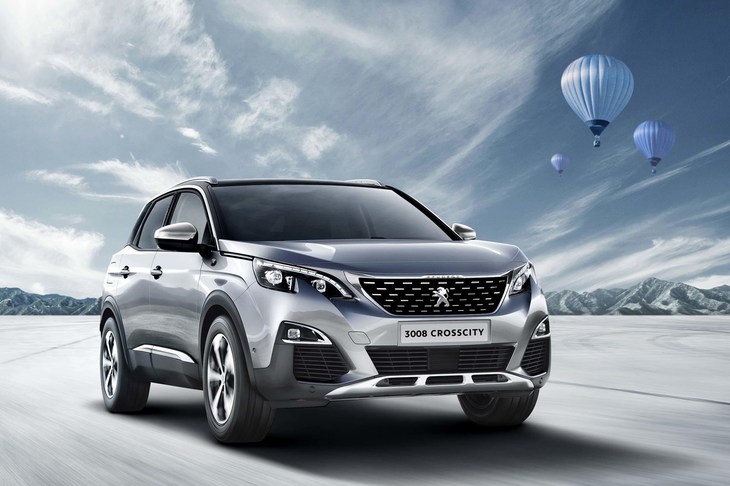プジョー3008クロスシティーBlueHDi