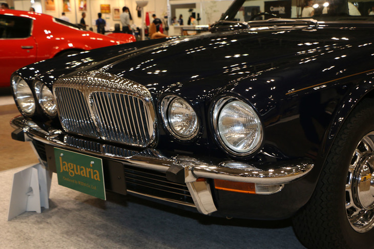 デイムラー・ソブリン4.2クーペ（1977年）／Jaguaria