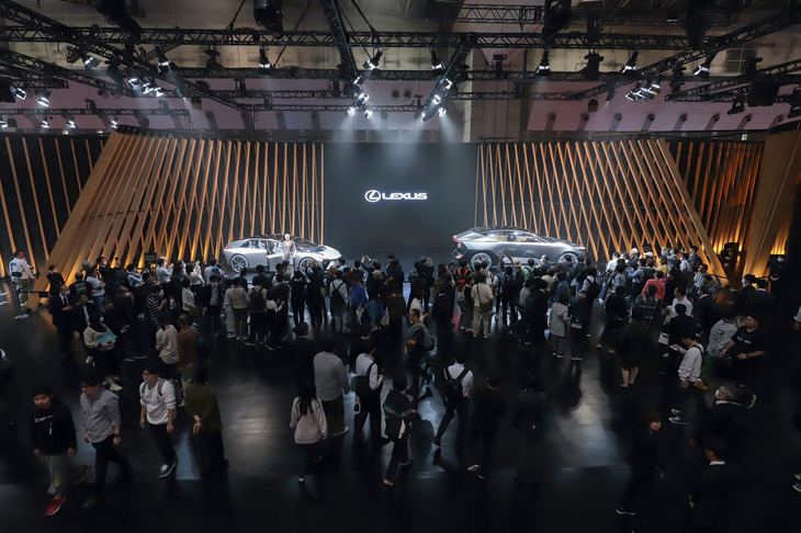 ジャパンモビリティショーのレクサスブース。