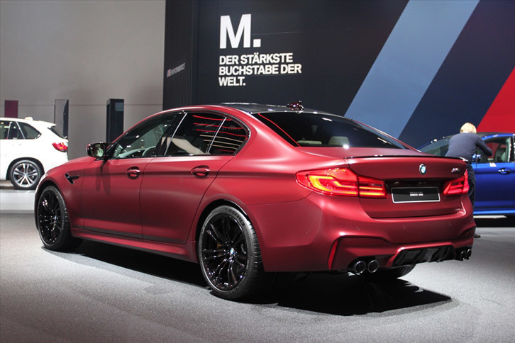 BMW M5（エクステリア）